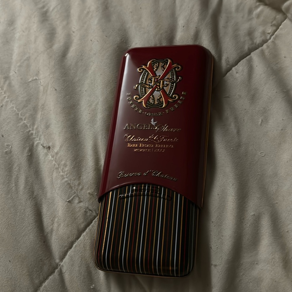Arturo Fuente Angels Share collectible travel tin